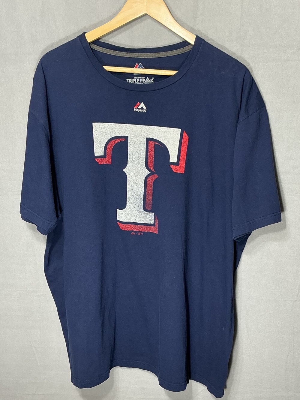 Majestic Texas Rangers 2XL Navy Blue Triple Peak Block T Graphic T-Shirt